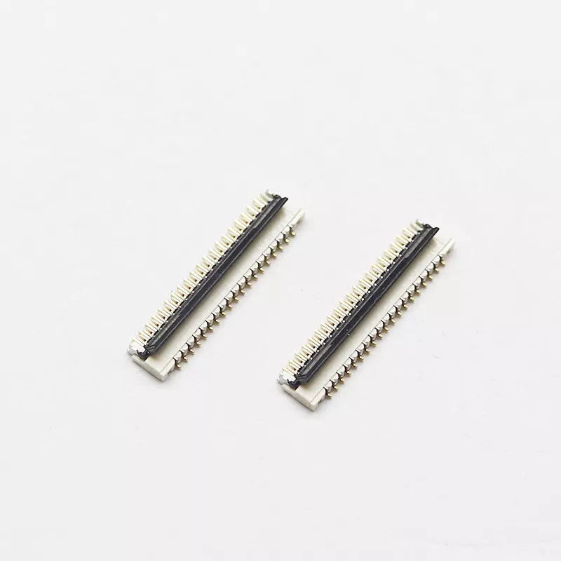 Jarak Elektronik 0.3MM Tinggi 1.0mm Konektor PCB 13-71pin Kontak Bawah